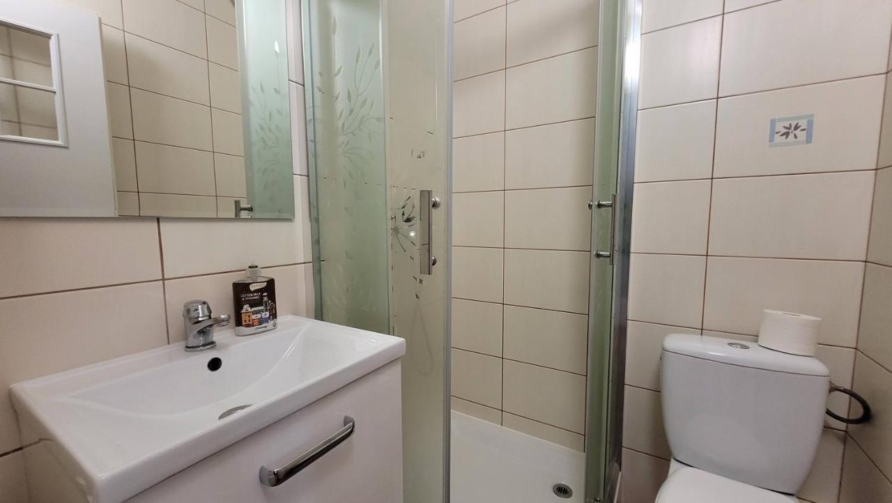 Pokoje Zabi Staw Mikołajki Phòng bức ảnh